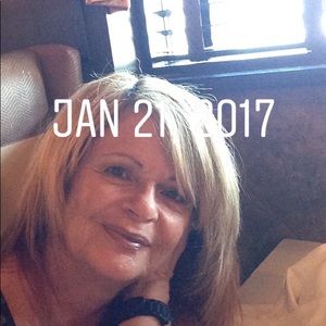 Meet your Posher, Denise